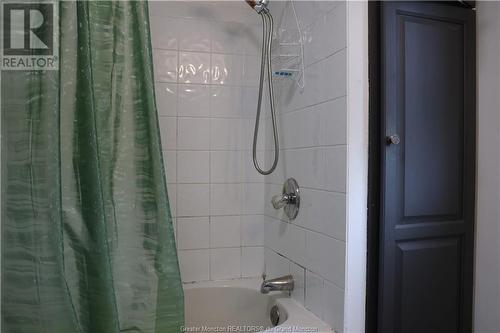 1520 Ryan St, Moncton, NB - Indoor Photo Showing Bathroom