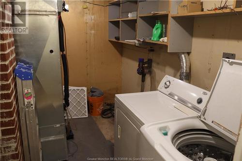 1520 Ryan St, Moncton, NB - Indoor Photo Showing Laundry Room