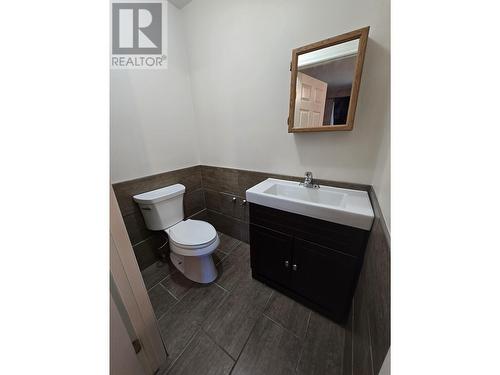3973 Hagen Street, Terrace, BC - Indoor Photo Showing Bathroom
