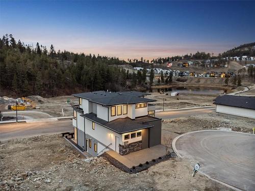 3462 Hilltown, Kelowna, BC - Outdoor With View