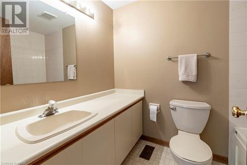 616 Stonebury Crescent, Waterloo, ON - Indoor Photo Showing Bathroom