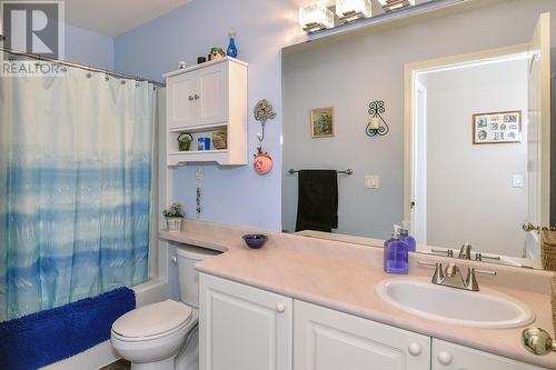 3041 Ensign Way, West Kelowna, BC - Indoor Photo Showing Bathroom