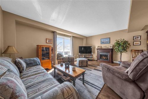 1336 Upper Sherman Avenue|Unit #21, Hamilton, ON - Indoor Photo Showing Living Room With Fireplace