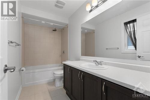 184 Cranesbill Road, Ottawa, ON - Indoor Photo Showing Bathroom
