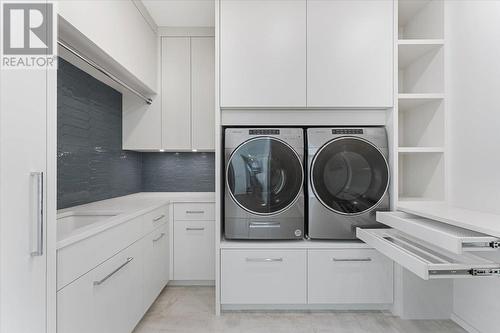 80 Kestrel Place Unit# 5, Vernon, BC - Indoor Photo Showing Laundry Room