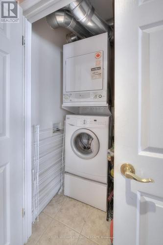 #216 -20 Station Sq, Centre Wellington, ON - Indoor Photo Showing Laundry Room
