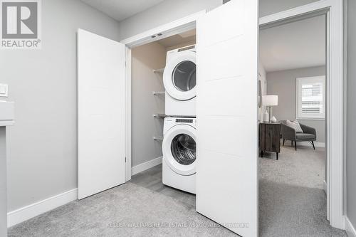 #86 -60 Arkell Rd, Guelph, ON - Indoor Photo Showing Laundry Room