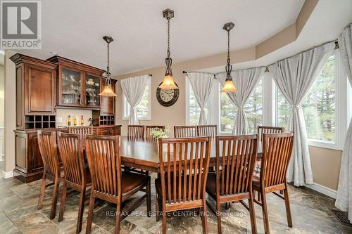 6954 Fife Rd, Guelph/Eramosa, ON - Indoor Photo Showing Dining Room