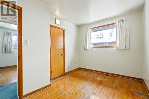 142 Champlain Dr, Fort Erie, ON - Indoor Photo Showing Other Room