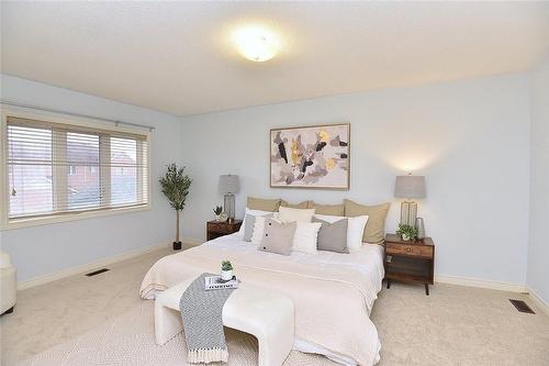 3206 Robert Brown Boulevard, Oakville, ON - Indoor Photo Showing Bedroom