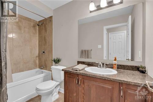 708 Mayfly Crescent, Ottawa, ON - Indoor Photo Showing Bathroom