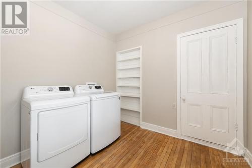 344 Tweedsmuir Avenue, Ottawa, ON - Indoor Photo Showing Laundry Room