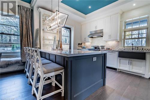 2165 Effingham Street, Ridgeville, ON - Indoor Photo Showing Kitchen With Upgraded Kitchen