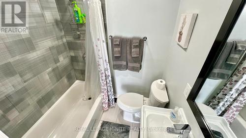 514 Frank St, South Bruce Peninsula, ON - Indoor Photo Showing Bathroom