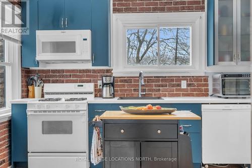 465 29Th St W, Owen Sound, ON - Indoor Photo Showing Kitchen