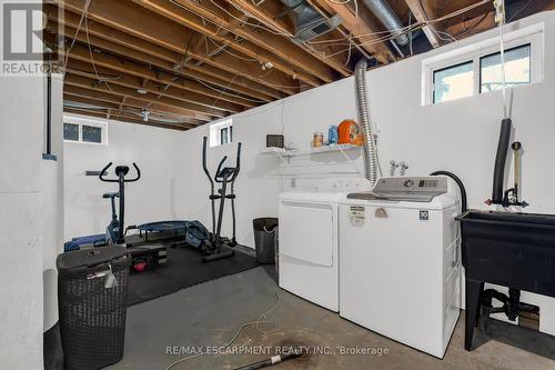 62 Richmond Street, Thorold, ON - Indoor Photo Showing Laundry Room