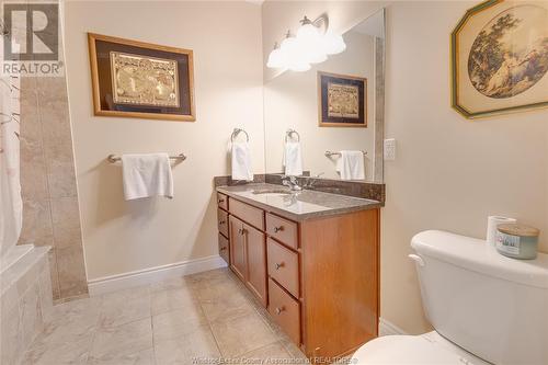 34 Boblo Island Boulevard Unit# 103, Amherstburg, ON - Indoor Photo Showing Bathroom