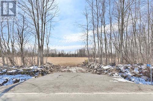 1064 Quin Mo Lac Road, Centre Hastings, ON 