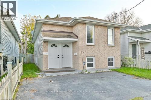 #B -27 Metcalfe St, Quinte West, ON - Outdoor