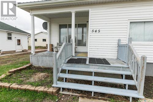 545 Alberta Avenue, Kerrobert, SK - Outdoor With Deck Patio Veranda