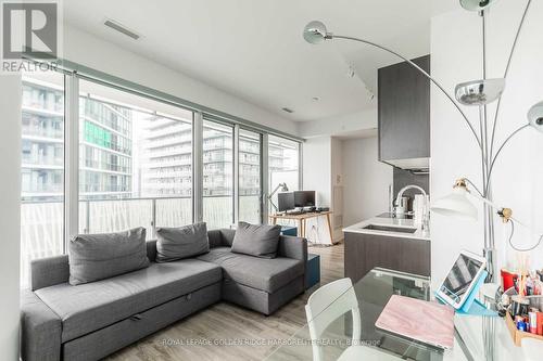 #2702 -42 Charles St E, Toronto, ON - Indoor Photo Showing Other Room