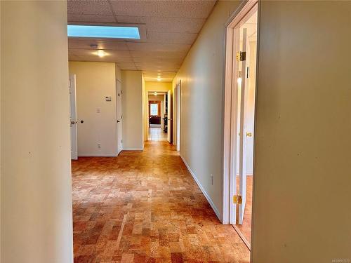 1165 Salmon River Main Line, Sayward, BC - Indoor Photo Showing Bathroom