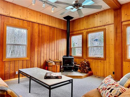 1165 Salmon River Main Line, Sayward, BC - Indoor Photo Showing Dining Room