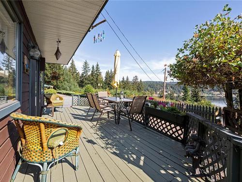 1331 Gervais Rd, Nanaimo, BC - Outdoor With Deck Patio Veranda With Exterior