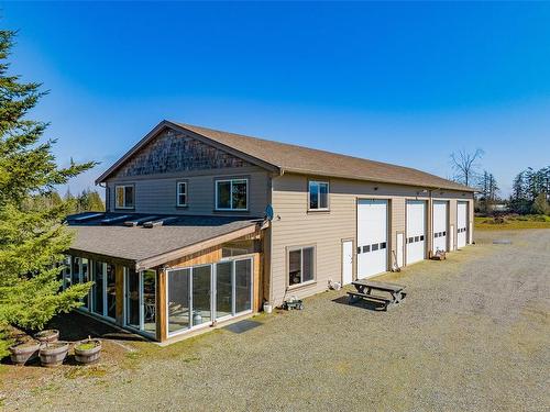 1355 Hodges Rd, French Creek, BC - Outdoor With Exterior