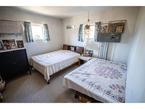 3076 Mccorvie Rd, Clearwater, BC - Indoor Photo Showing Bedroom