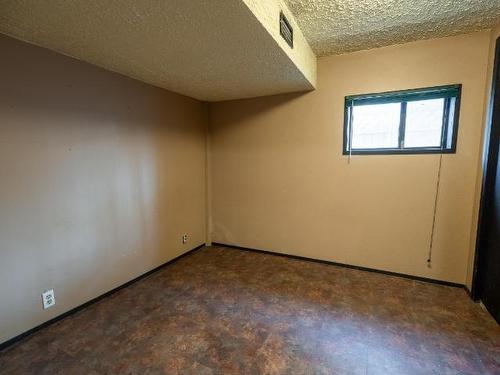 1075 Moncton Ave, Kamloops, BC - Indoor Photo Showing Other Room