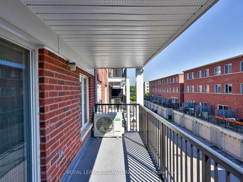 11-667D Warden Ave, Toronto, ON - Outdoor With Balcony With Exterior