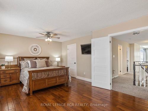 13 Strawberry Hill Crt, Caledon, ON - Indoor Photo Showing Bedroom