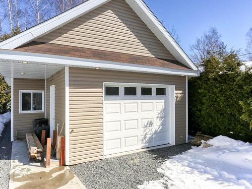 Garage - 433 Rue Lafontaine, Shawinigan, QC - Outdoor With Exterior