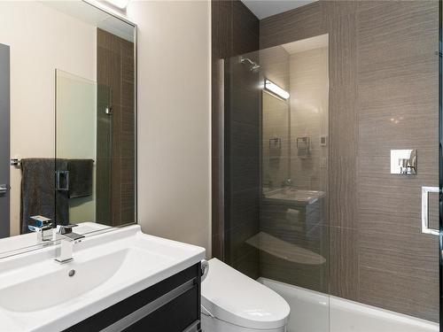 Ph1801-960 Yates St, Victoria, BC - Indoor Photo Showing Bathroom