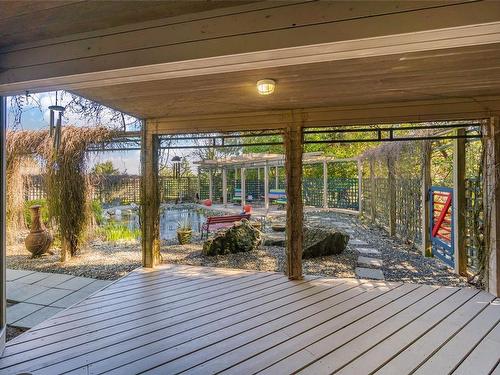 2375 Glenellen Pl, Nanoose Bay, BC - Outdoor With Deck Patio Veranda