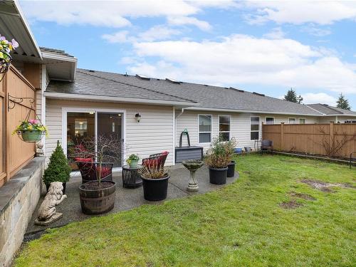 114-240 Stanford Ave East, Parksville, BC - Outdoor
