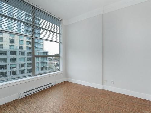 506-845 Yates St, Victoria, BC - Indoor Photo Showing Other Room