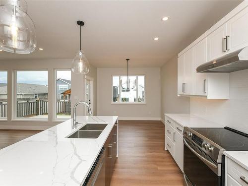 3402 Eagleview Cres, Courtenay, BC - Indoor Photo Showing Kitchen With Double Sink With Upgraded Kitchen
