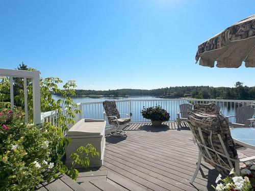 25A Peterson Drive, Kenora, ON - Outdoor With Body Of Water