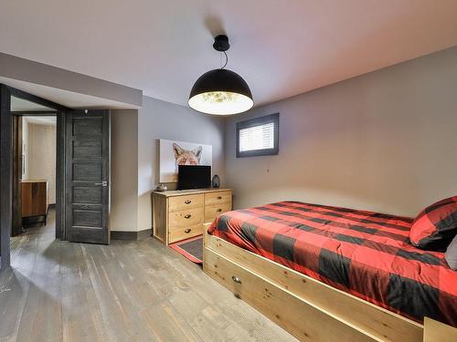 Bedroom - 117 Ch. Coutu, Saint-Donat, QC - Indoor Photo Showing Bedroom