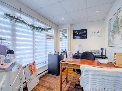 Bureau - 640 Mtée Ste-Julie, Sainte-Julie, QC - Indoor Photo Showing Office