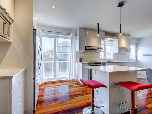 Cuisine - 640 Mtée Ste-Julie, Sainte-Julie, QC - Indoor Photo Showing Kitchen With Upgraded Kitchen