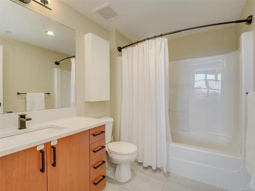408-797 Tyee Rd, Victoria, BC - Indoor Photo Showing Bathroom