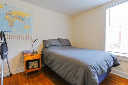 511 Carbonate Street, Nelson, BC - Indoor Photo Showing Bedroom