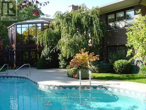 5 Purling Pl, Toronto, ON - Outdoor With In Ground Pool With Backyard