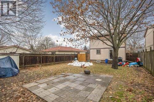 18 Bronte Cres, Barrie, ON - Outdoor With Backyard