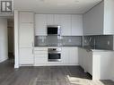 #604 -297 Oak Walk Dr, Oakville, ON  - Indoor Photo Showing Kitchen With Upgraded Kitchen 