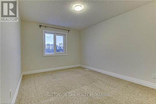 1889 Cedarpark Drive Dr, London, ON - Indoor Photo Showing Other Room
