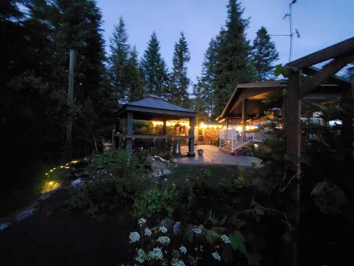1601 Beech Road, Christina Lake, BC - Outdoor With Deck Patio Veranda